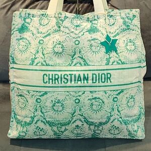 NWOT CHRISTIAN DIOR TOTE BAG WITH CHARM